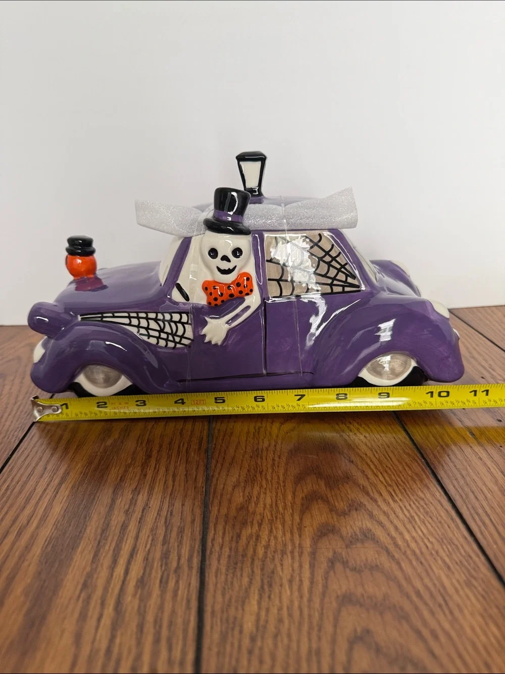 Jack o Lantern Lane purple ceramic